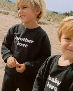 Le Sweat Brodé Brother Love En Coton Bio - Gris Anthracite -Bijoux Magasin le sweat brode brother love en coton bio gris anthracite 4