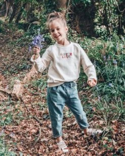 Le Sweat Brodé Sister Love En Coton Bio - Crème -Bijoux Magasin le sweat brode sister love en coton bio creme 33f05a8b a7dc 4f89 8f03 80eb07ce3ce7