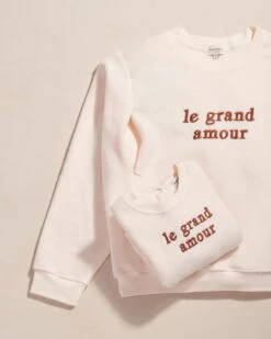 Le Sweat D'allaitement Brodé Le Grand Amour En Polaire Recyclée - Crème -Bijoux Magasin le sweat dallaitement brode le grand amour en polaire recyclee creme 5