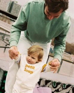 Le Sweat Adoré Homme En Coton Bio - Olive -Bijoux Magasin le sweat eternel homme en coton bio olive 9 a61b45ca 08d3 4852 a0c8 ce96eb45dd8e