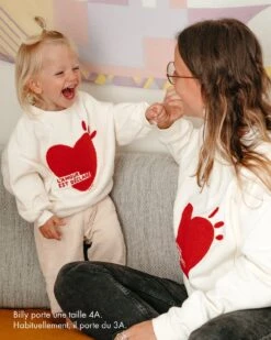 Le Sweat L'amour Est Déclaré Enfant En Coton Bio - Crème -Bijoux Magasin le sweat lamour est declare enfant en coton bio creme 1 fa2b8382 6d9b 4a63 8313 30d069284be5taille2