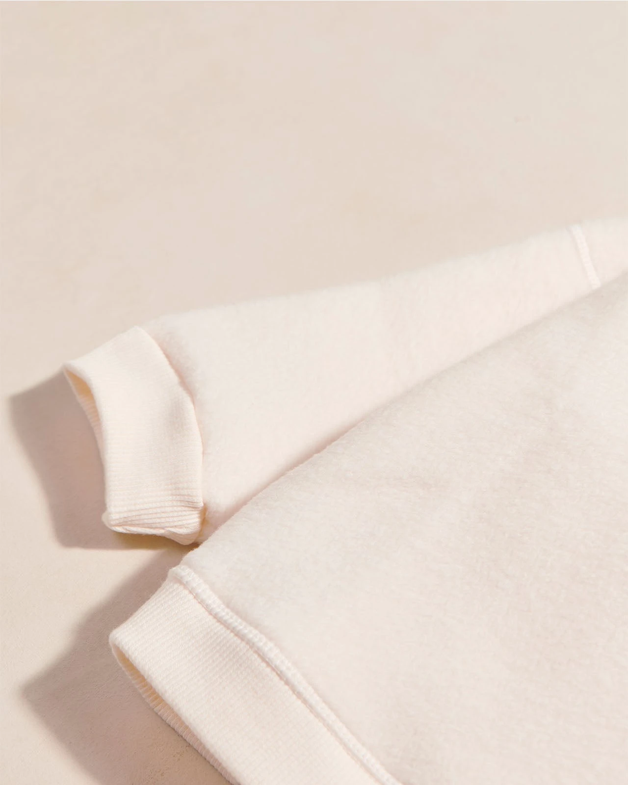 Le Duo De Sweats Le Grand Amour Femme / Enfant En Polaire Recyclée - Crème 12 Le Duo De Sweats Le Grand Amour Femme / Enfant En Polaire Recyclée - Crème – Image 10