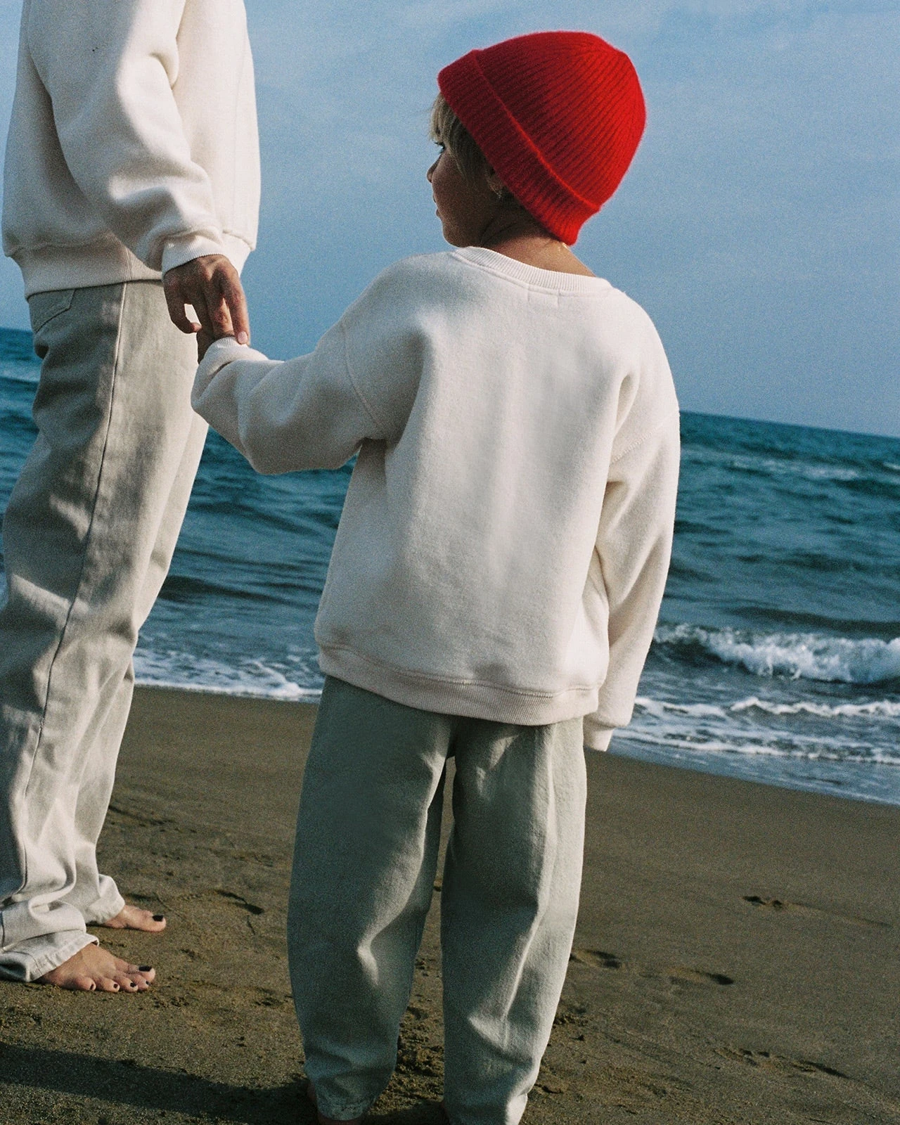 Le Sweat Le Grand Amour Enfant En Polaire Recyclée - Crème 9 Le Sweat Le Grand Amour Enfant En Polaire Recyclée - Crème – Image 7