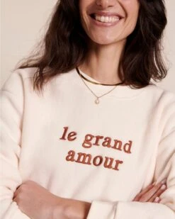 Le Sweat Le Grand Amour Femme En Polaire Recyclée - Crème -Bijoux Magasin le sweat le grand amour femme en polaire recyclee ivoire 2