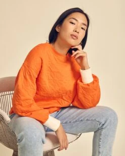 Le Sweat Simone Matelassé Soleils - Orange -Bijoux Magasin le sweat simone matelasse soleils orange 2