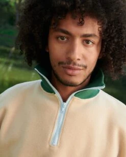 Le Sweat Stan En Polaire Recyclée Et Col Zippé - Latte -Bijoux Magasin le sweat stan en polaire recyclee et col zippe latte 11