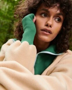 Le Sweat Sunny En Polaire Recyclée Et Col Zippé - Latte -Bijoux Magasin le sweat sunny en polaire recyclee et col zippe latte 8