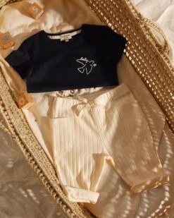 Le T-shirt Brodé Baby Bird En Coton Bio - Charbon 17 Le T-shirt Brodé Baby Bird En Coton Bio - Charbon -Bijoux Magasin le t shirt brode baby bird en coton bio charbon emoi emoi 11