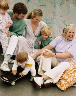 Le T-shirt Brodé Mamie Flower En Coton Bio - Lilas 23 Le T-shirt Brodé Mamie Flower En Coton Bio - Lilas -Bijoux Magasin le t shirt brode mamie flower en coton bio lilas 6