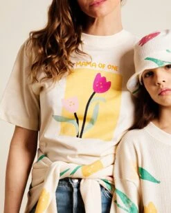 Le T-shirt Mama Of One En Coton Bio - Tulipes 14 Le T-shirt Mama Of One En Coton Bio - Tulipes -Bijoux Magasin le t shirt mama of one en coton bio creme