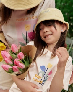 Le Duo De T-shirts Mama Of Three X Baby Flower - Tulipes