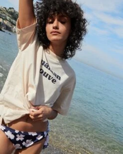 Le Duo De T-shirts Papa Loup X Maman Louve - Latte 18 Le Duo De T-shirts Papa Loup X Maman Louve - Latte -Bijoux Magasin le t shirt maman louve en coton bio latte 3 62a9569d 07e5 4a5d b7a1 02cbebfd2dbc