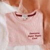 Le T-shirt Sœurette Super Super Cool En Coton Bio - Rose 2 Le T-shirt Sœurette Super Super Cool En Coton Bio - Rose -Bijoux Magasin le t shirt soeurette super super cool en coton bio rose emoi emoi 1
