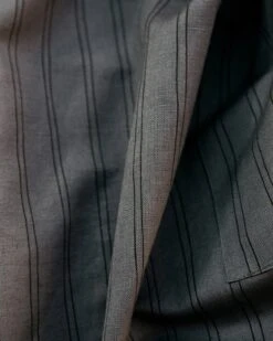 Le Tablier Grande Cheffe En Coton Et Lin - Rayures Gris Souris -Bijoux Magasin le tablier grande cheffe en coton et lin rayures gris souris 3