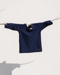 Le Top Anti-UV Bleu Nuit - Gili's X émoi émoi -Bijoux Magasin le top anti uv bleu nuit gilis x emoi emoi 13