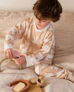 Le Pyjama Birds Enfant En Tencel - Latte -Bijoux Magasin lensemble de pyjama birds enfant en coton bio latte 1