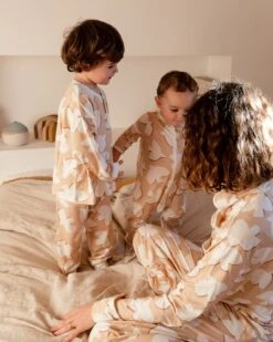 Le Pyjama Birds Femme En Tencel - Latte -Bijoux Magasin lensemble de pyjama birds femme en coton bio latte