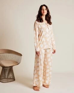 Le Pyjama Birds Femme En Tencel - Latte -Bijoux Magasin lensemble de pyjama birds femme en coton bio latte 1 b6fdfd0d 93e0 4910 ae9d 9224473f6f3e