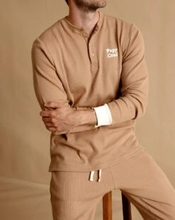 L'ensemble De Pyjama Papy Cool En Coton Bio Nid D'abeille - Praliné -Bijoux Magasin lensemble de pyjama papy cool en coton bio nid dabeille praline 6