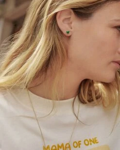Les Boucles D'oreilles Céleste Petit Cœur Vert - Dorées à L'or Fin 24 Carats 13 Les Boucles D'oreilles Céleste Petit Cœur Vert - Dorées à L'or Fin 24 Carats -Bijoux Magasin les boucles doreilles petits coeurs en email vert dorees a lor f