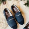 Les Chaussons Mamie Cool Navy - Angarde X émoi émoi 1 Les Chaussons Mamie Cool Navy - Angarde X émoi émoi -Bijoux Magasin les chaussons mamie cool navy angarde x emoi emoi 1