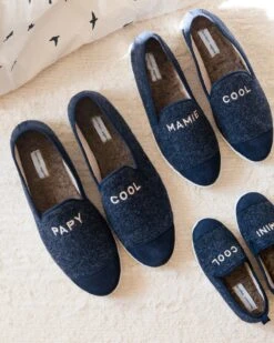 Les Chaussons Mamie Cool Navy - Angarde X émoi émoi -Bijoux Magasin les chaussons mamie cool navy angarde x emoi emoi 5