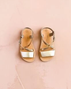 Les Sandales Alice Enfant En Cuir Doré - Théluto X émoi émoi -Bijoux Magasin les sandales alice enfant en cuir dore theluto x emoi emoi 4