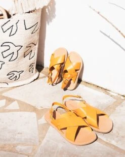 Les Sandales Enfant Toms - En Cuir Mangue - Théluto X émoi émoi -Bijoux Magasin les sandales enfant toms en cuir mangue theluto x emoi emoi 5