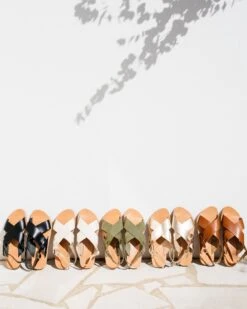 Les Sandales Tom Femme En Cuir Ivoire - Théluto X émoi émoi -Bijoux Magasin les sandales tom femme en cuir ivoire theluto x emoi emoi 2