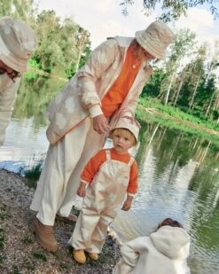 Le Bob Imperméable Nuages Adulte - Latte - Flotte X émoi émoi -Bijoux Magasin limpermeable nuages adulte latte flotte x emoi emoi 8 9155df77 a721 46b3 80cf e942a0a3bb86